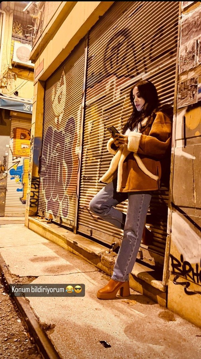 Aspettiamo questo nuovo progetto della nostra #ÖzgeGürel 
#IostoconÖzgeGürel