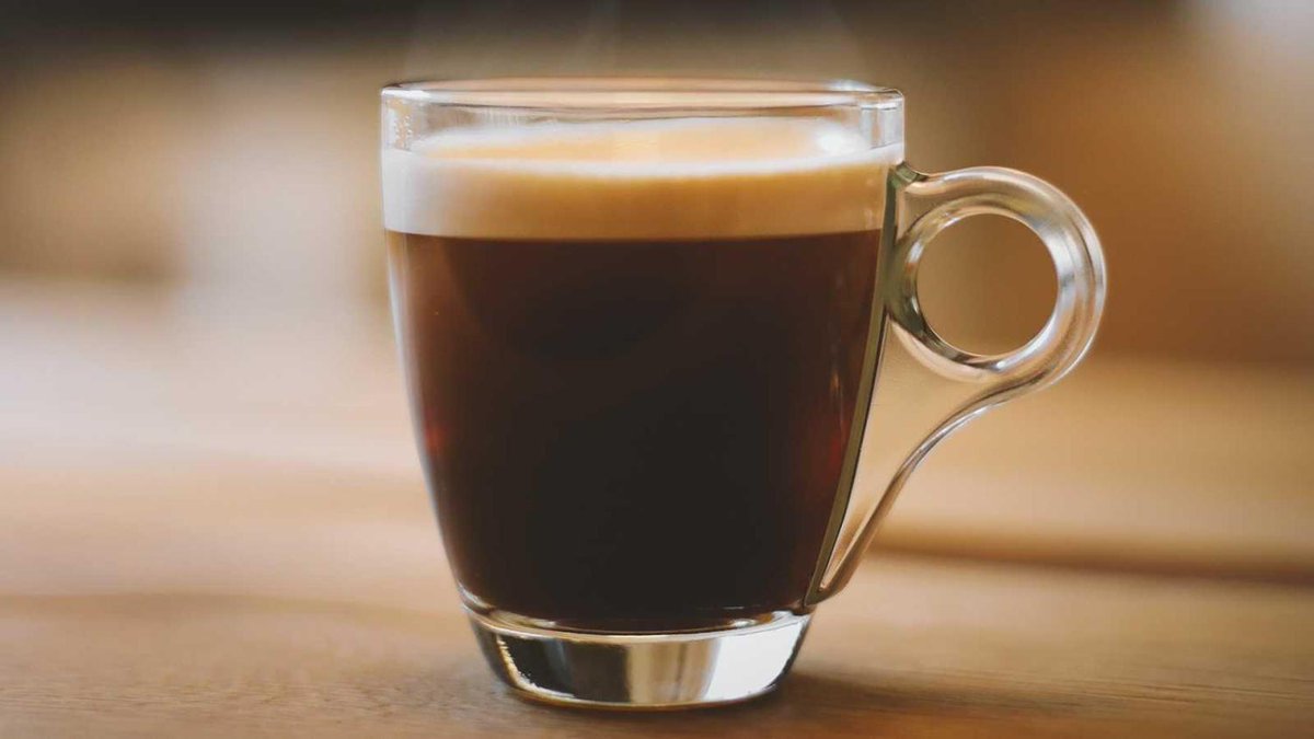 La1_tve's tweet image. ¿Sabías que después del agua, el café es la bebida más consumida del mundo?
Te contamos algunas curiosidades que hemos descubierto en #AhoraONunca 

☕ rtve.es/n/2417616