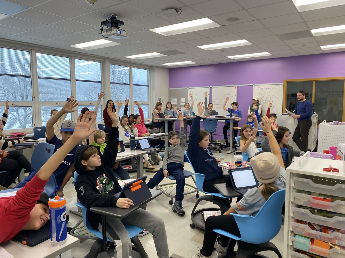 Jennifer Kolar tweet media