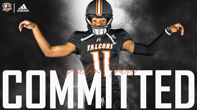 I wanna thank God for putting me in this position to play the game. Next I want to thank my coaches and family who have supported me. With that being said. @BlakeCrandall I’m in, ALL IN!! @CoachK__Mac @UTPBFootball #FAMILLY #Falconsup #Buildingthebasin @CSASfootball @Jackm83J