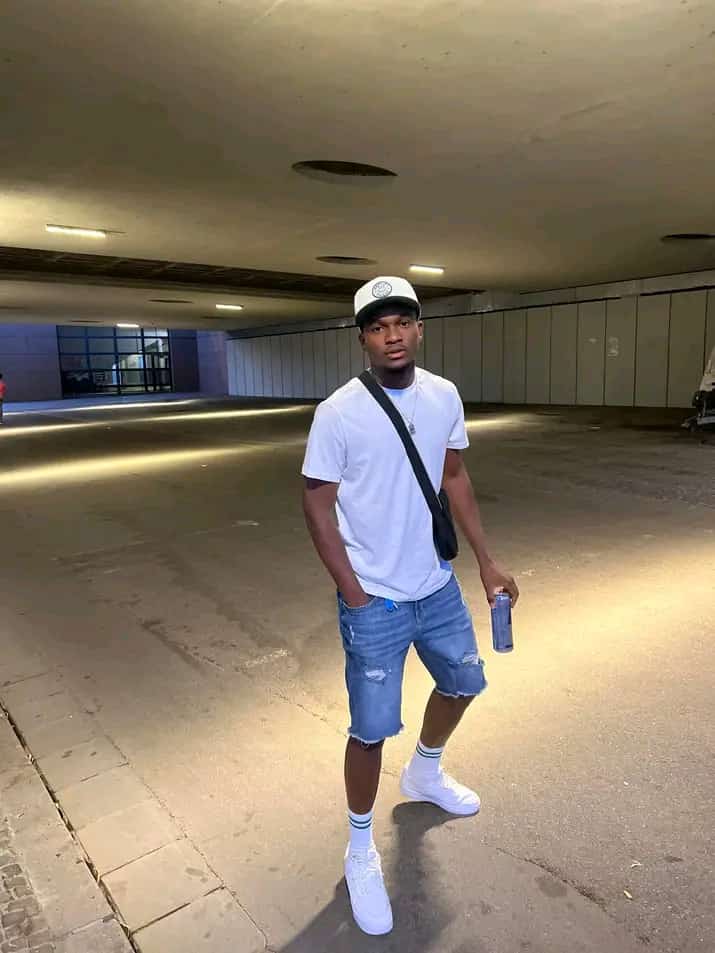JTarizo's tweet photo. Fr Fr 🇰🇪 🇨🇩 https://t.co/mSkwdklLtK