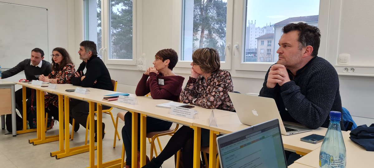 ricBlond1's tweet photo. Merci @unilim et mention spéciale aux collègues @ilfomer 👍 pour cette journée passionnante sur la formation et la recherche en rééducation, réadaptation, médecine, pharmacie , ... l équipe @Univ_Orleans va enrichir encore son PIA4 Excellences #Minerve @EUKCVL https://t.co/DjlAvn3wjF