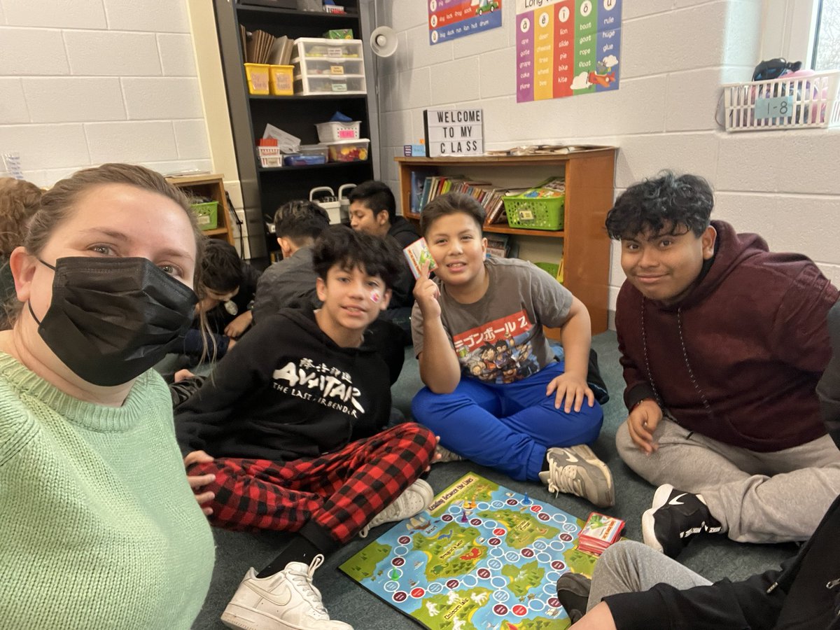Ms_Hudgens6th's tweet photo. Reading board games on this rainy day @HyblaValley6th https://t.co/SQgyMRLD0R