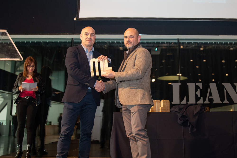 mercolleida's tweet photo. 📰 NOTICIA: Cooperativa d’Ivars y Agromont, mejores analistas de vacuno del PronosVac 2022.
▶️ Los premios reconocen a los mejores analistas de la mesa del MonVac.
👉 https://t.co/zKgZQvbq72
#agronoticias #PronosVac #premiosPronosVac #vacunodecarne #vacuno #MonVac https://t.co/NzdI4O1BgD