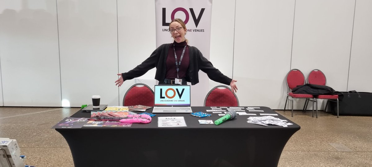 LincsOneVenues's tweet photo. Fab day at Lincs Showground at the #voiceit event today! Representing all our venues and enjoying chatting with sooo many young people! @LincsShowground. Thanks Lincs Music Hub! https://t.co/Km1PEBeIyH