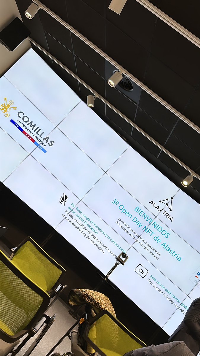 Conociendo experiencias #NFT de la mano de <a href="/Alastria_/">Alastria Blockchain Ecosystem</a> en <a href="/UCOMILLAS/">Universidad Pontificia Comillas</a>