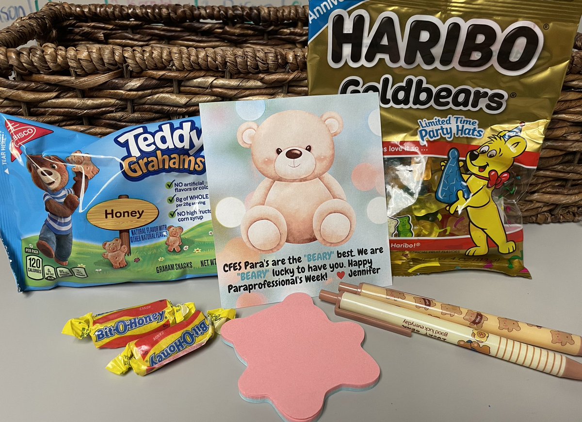 jchappuiscf's tweet photo. Happy Paraprofessional’s week to this amazing crew! Such a dedicated group that make me proud to work along side! They truly are the “BEARY” best. #cfelem https://t.co/eRBS7oXEvI