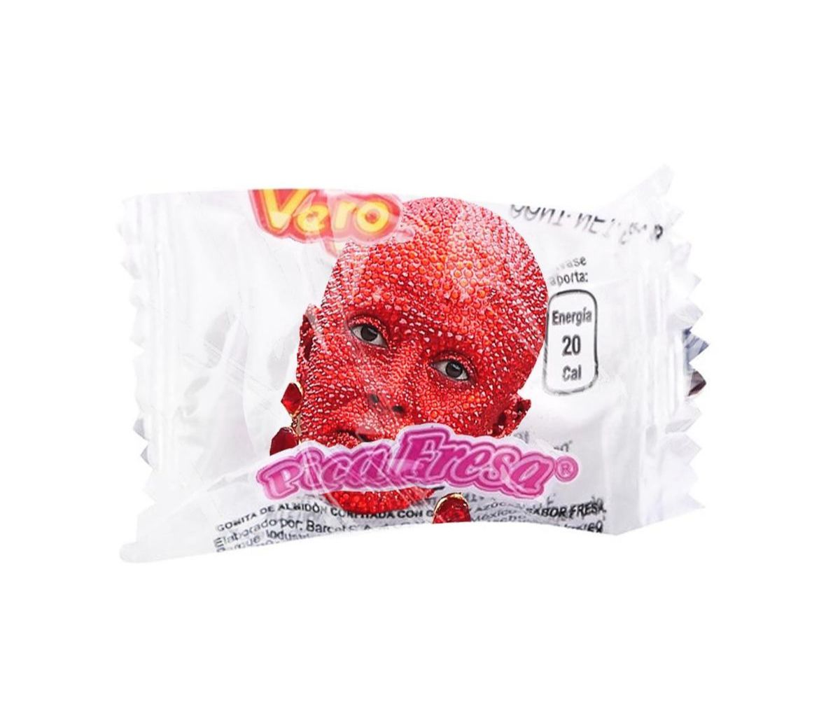 Doja cat a Salma Hayek: 
I see your "llevo un pulparindo" and i raise you "soy una picafresa"