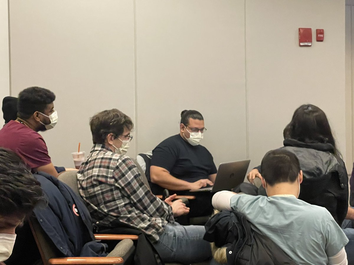 NorthwesternEM's tweet image. Fantastic discussions surrounding patient rights and law enforcement in the ED. Led by PGY4 Dr. Cameron Jones and PGY3 Dr. Natasha Aguirre! #HealthEquity #EMConf