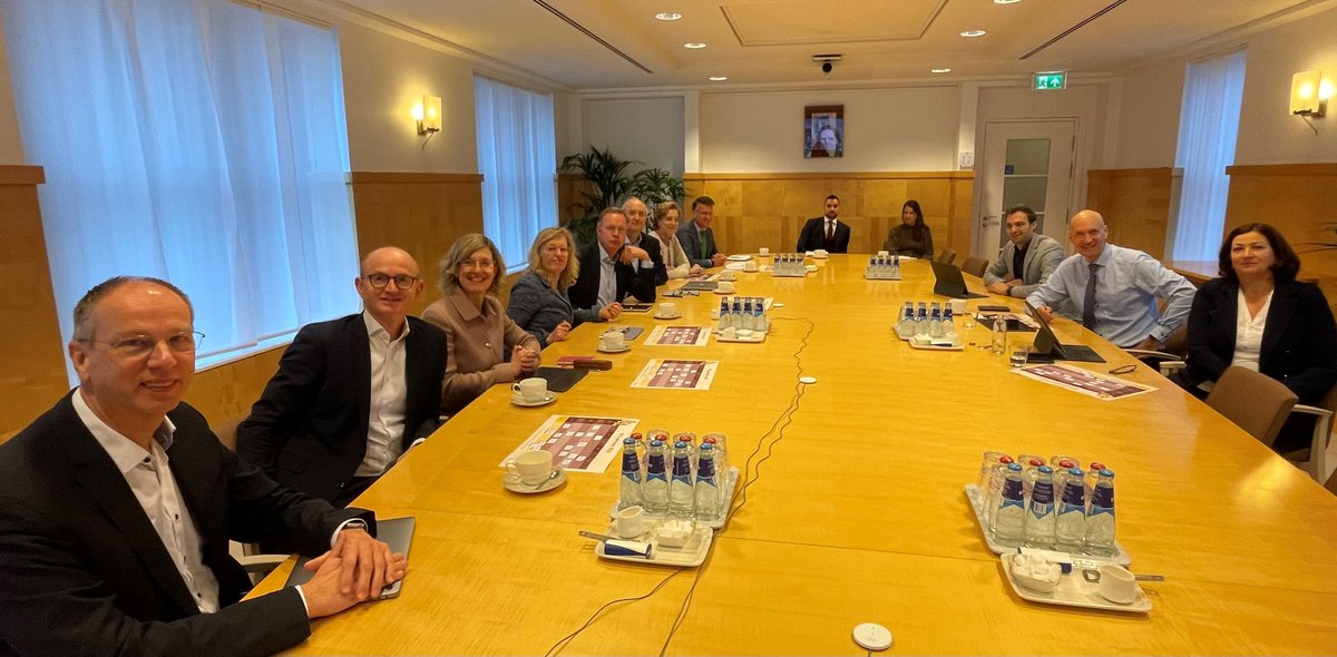 Raad voor Volksgezondheid & Samenleving tweet media