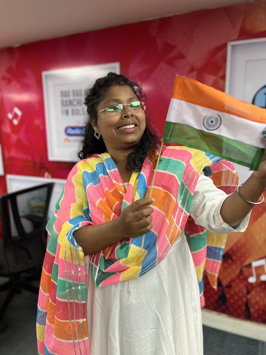 deepa_rj's tweet photo. राष्ट्रीय त्योहार गणतंत्र दिवस की शुभकामनाये ll
#RjDeepaRadiocity #ranchijharkhand #RepublicDay @radiocityindia https://t.co/JLEy0c0xZG