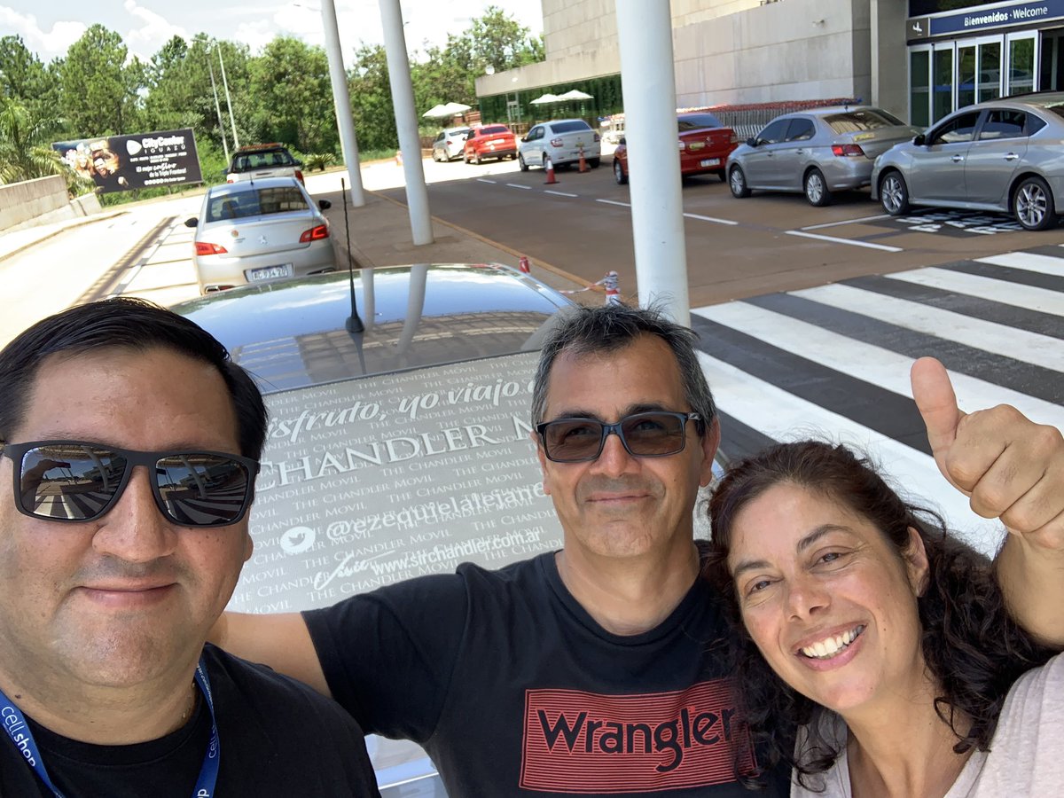 julidi7's tweet photo. Gracias @ezequielalejan6 por los traslados ! Excelente servicio y buena onda!!! Gracias @BettBals por la recomendación https://t.co/ZqDeKpwMQY