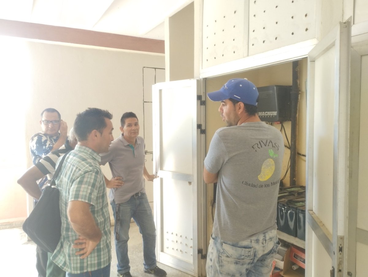 uij_jmo's tweet image. Dennis Buedo Hidalgo, Director de Informatización del MES, visita nuestra casa de altos estudios con el objetivo de intercambiar con los especialistas del Grupo de Informatización que llevan este proceso en la universidad.
#JuntosHacemosFuturo #Informatizacion
@RafaelATHilario