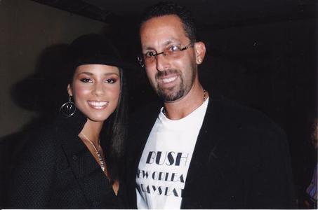 Happy Birthday today to the great Alicia Keys!! Throwback pic of us!  