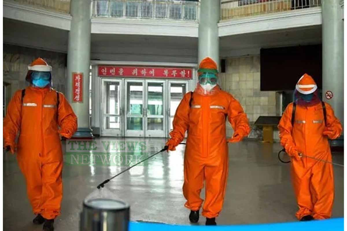 شمالی کوریا کے دارالحکومت پیانگ یانگ میں سانس لینے کی پُراسرار بیماری کے باعث 5 دن کے لیے لاک ڈاؤن لگا دیا گیا۔ تفصیلات کے مطابق...👇

theviewsnetwork.com/Urdu/article/2…

#InternationalNews
#25thjan2023 
#SaothCoria 
#respiratorydisease
#lockdown 
#TVN
#TVNUrdu
#TVNWorld
#TheViewsNetwork