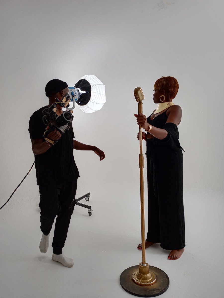 OpondiOugo's tweet photo. Out Now ON ALL PLATFORMS #AWOH
https://t.co/00qf7AC1RT https://t.co/krzJB32Uy0