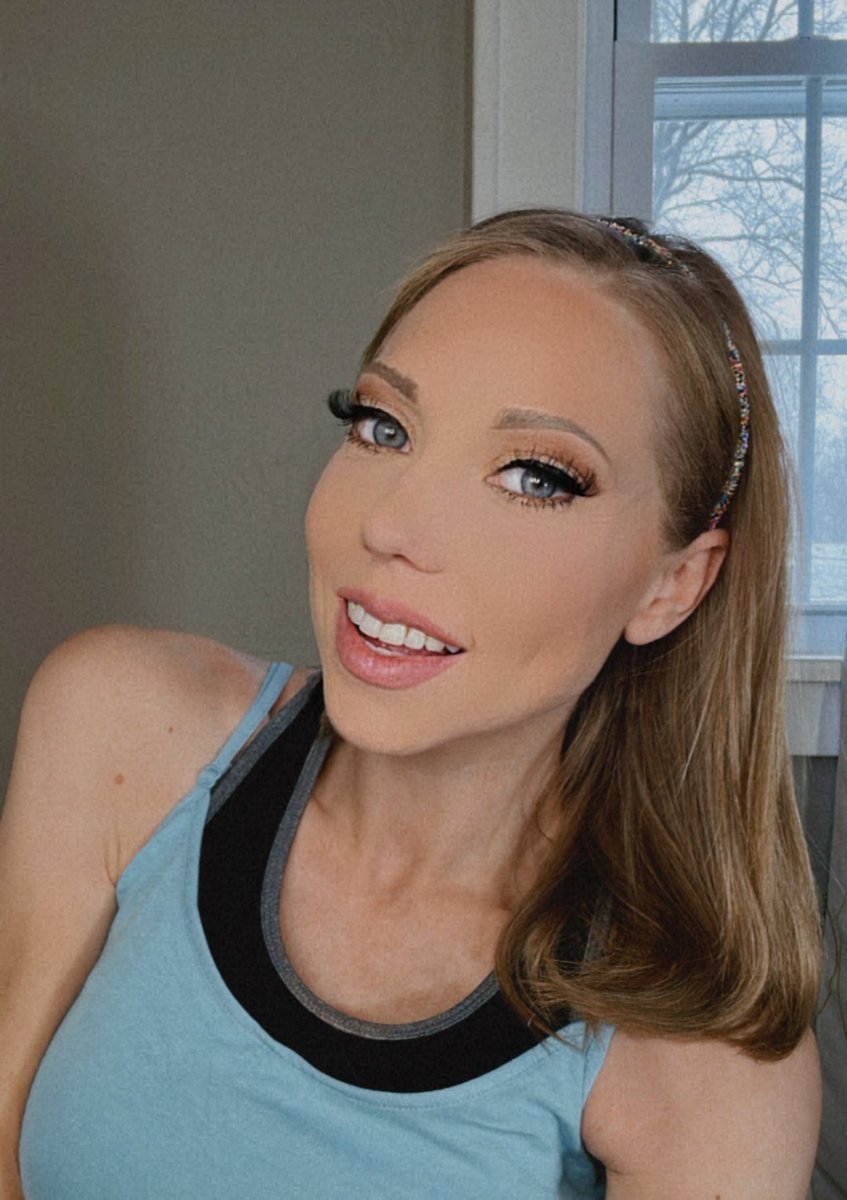 𝐒𝐡𝐚𝐰𝐧𝐚 ⭐️ 𝐓𝐎𝐏 𝟏% on Twitter: "Woah, we moved up A LOT in the last day, thank you guys! ☀️ We are