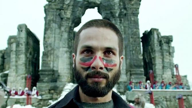 radiocityindia's tweet photo. Republic Day 2023: 5 Bollywood Movies That Represented Key Principles Of The Indian Constitution
Click here to know more:- https://t.co/DzMSYyZFnT
.
.
.
#RepublicDay #26january2023 #celebration #movies #bollywood #pinciples #constitution #RadioCity https://t.co/eavEt6puYJ
