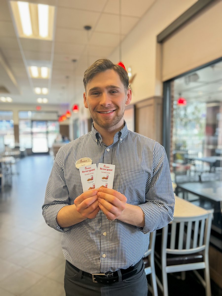 It’s time for another awesome GIVEAWAY! We are giving away 2 FREE Meals! 🎉
If you would like to enter for a chance to win, follow these 2 simple steps:  -Follow us on Twitter -Retweet this tweet  The winner will be announced tonight in the comment section below! 😃