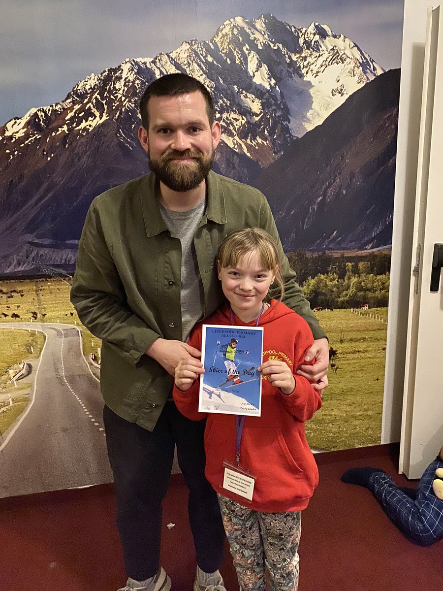 New Park Primary School tweet media