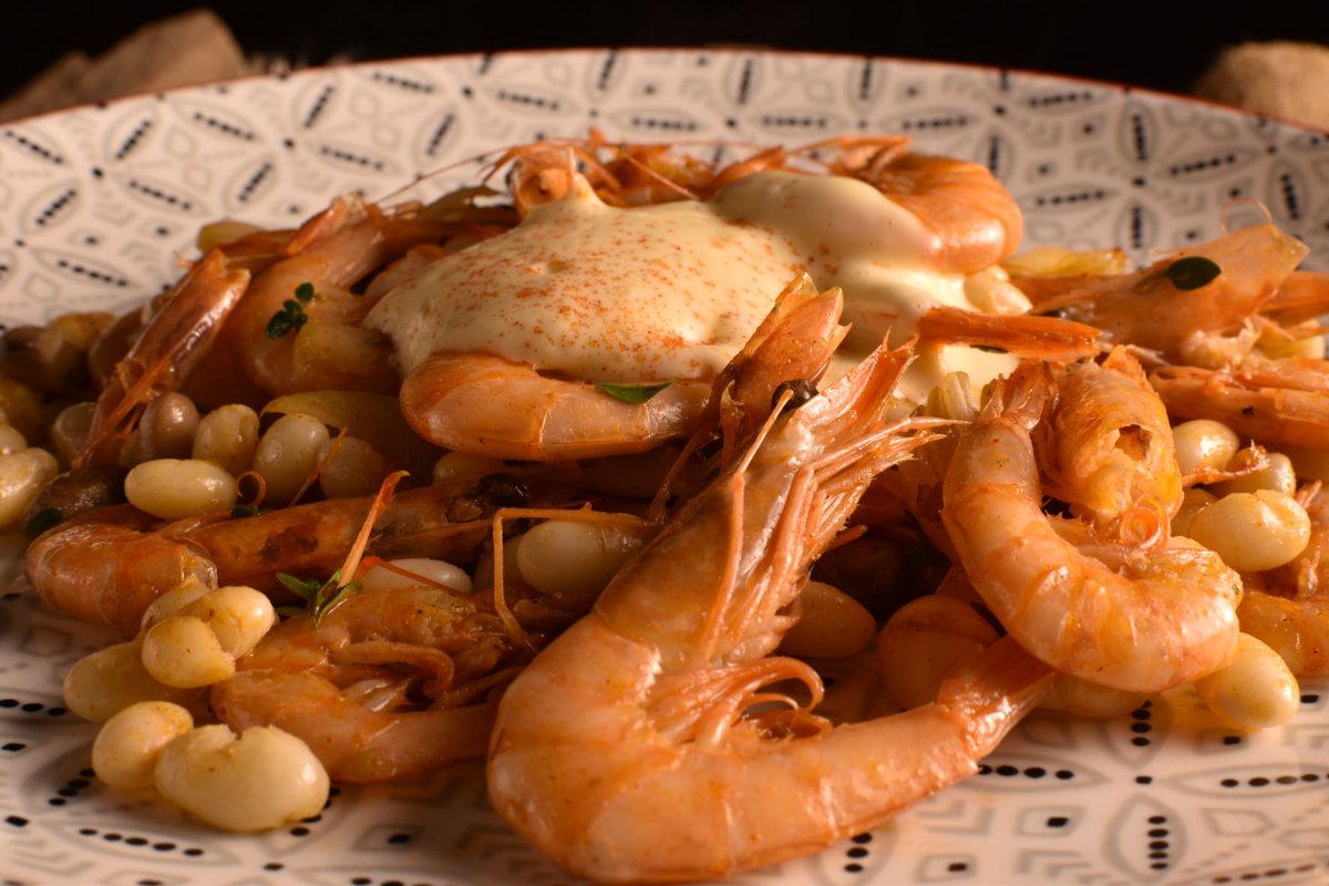 DemGourmetCat's tweet image. #Marisc i #llegums
Quina gran combinació!
Hem afegit el famós #allioli a #mongetes i #gambes per crear aquest #plat tan saborós (cost 4E pp)
Apreneu a preparar-lo⬇️
democraticgourmet.com/ca/beans-with-…
#recepta #menjar #sopar