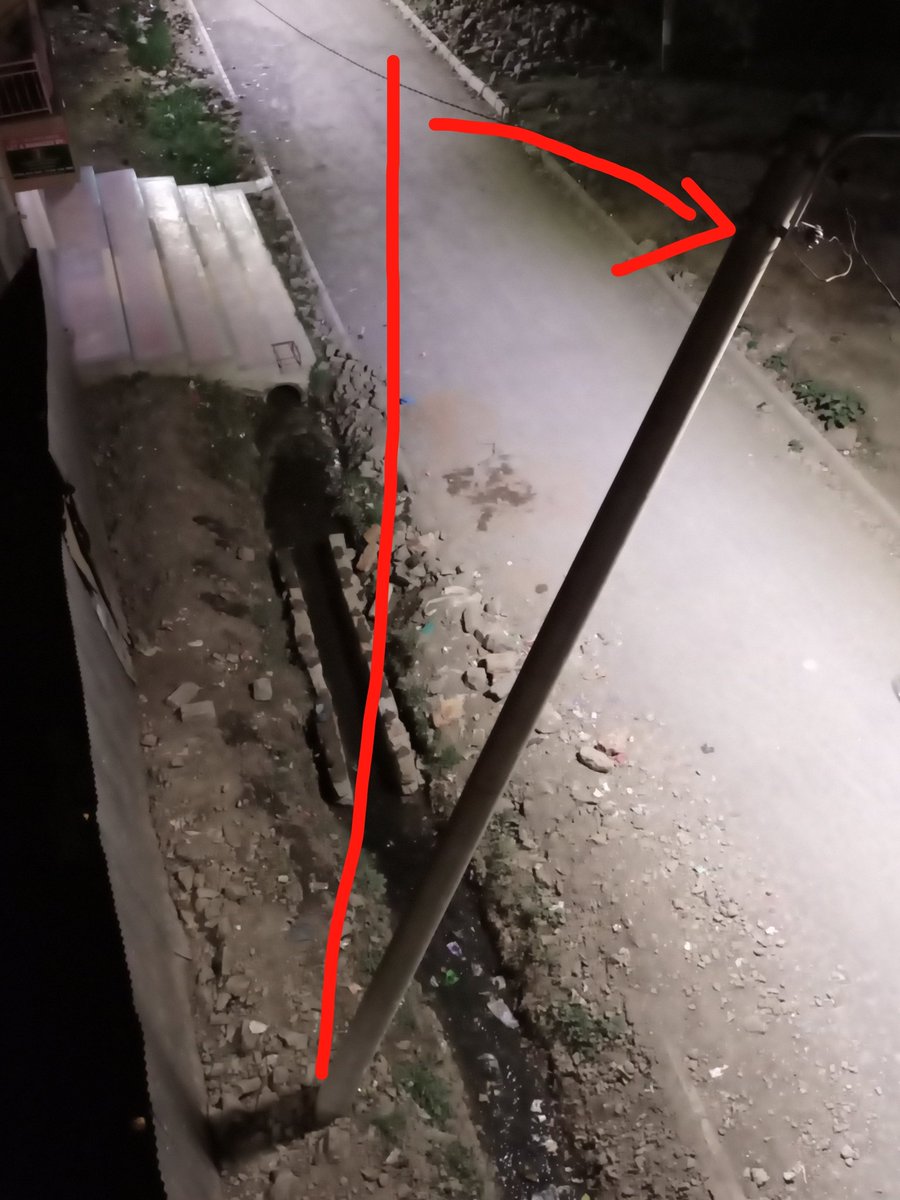 JangoloNelson's tweet photo. @KenyaPower when a power-pole looks like this, is this safe? https://t.co/ynnTYCoOHm