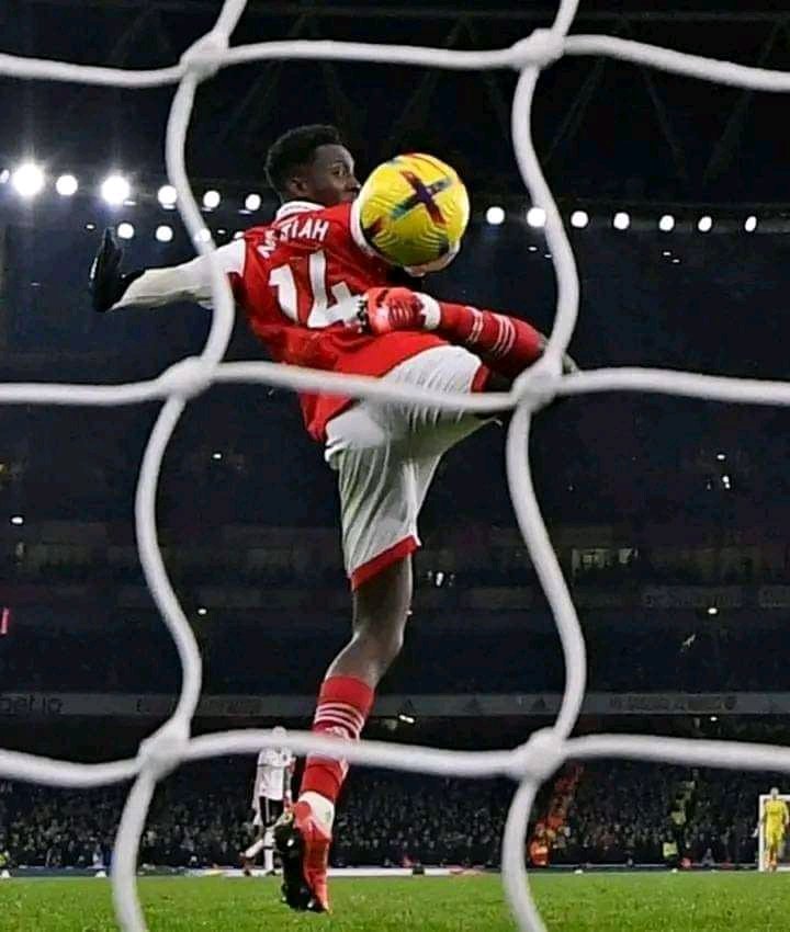 cms047's tweet image. Arsenal na mastairo zao.