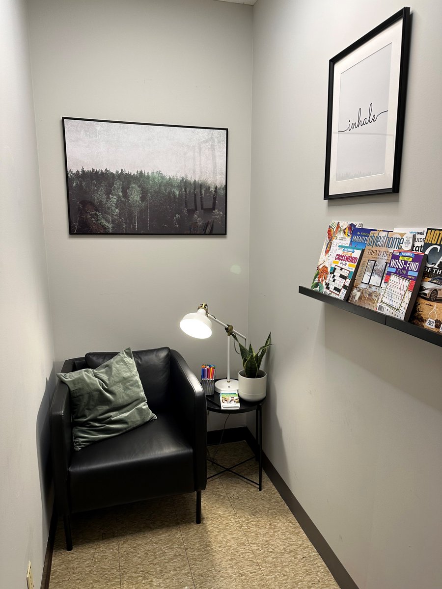 CanadaKumi's tweet photo. Recently, we created a quiet multi-purpose “Wellness Room”. This room is a private space where associates can go to pray, meditate, or simply just take a moment for themselves.

We are committed to removing the stigma around mental health.

#bellletstalk 💙 https://t.co/n9O0W8gr90