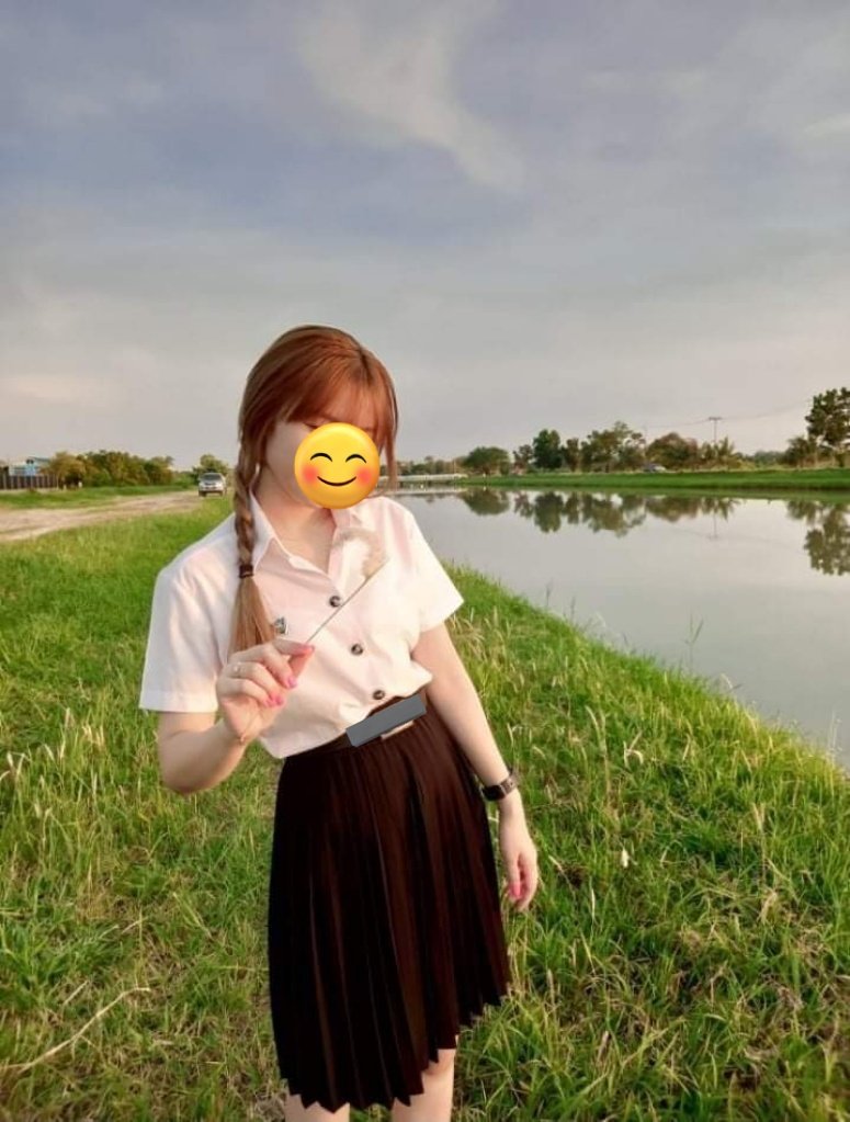 sislovehide's tweet photo. เอาความน่าเย็ดของพี่สาวมาฝาก อีกเดี๋ยวจะได้ไปหาแล้ว #พี่สาว #แอบถ่าย https://t.co/tcpRjWOtzF