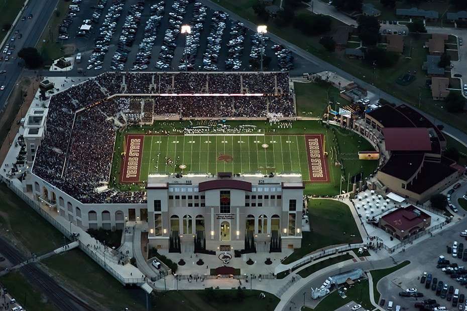 After a great conversation with <a href="/Coach_Leftwich/">Mack Leftwich</a> I’m very blessed to receive my first offer to Texas state University. <a href="/GJKinne/">GJ Kinne</a> <a href="/CoachLeonardTX/">Coach Nate Leonard, M.Ed.</a> <a href="/83playmaker/">Mike Adams- M.Ed.</a> <a href="/CoachGarcia0/">Matthew Garcia</a> <a href="/Canyon_Football/">NB Canyon Cougar Football</a>