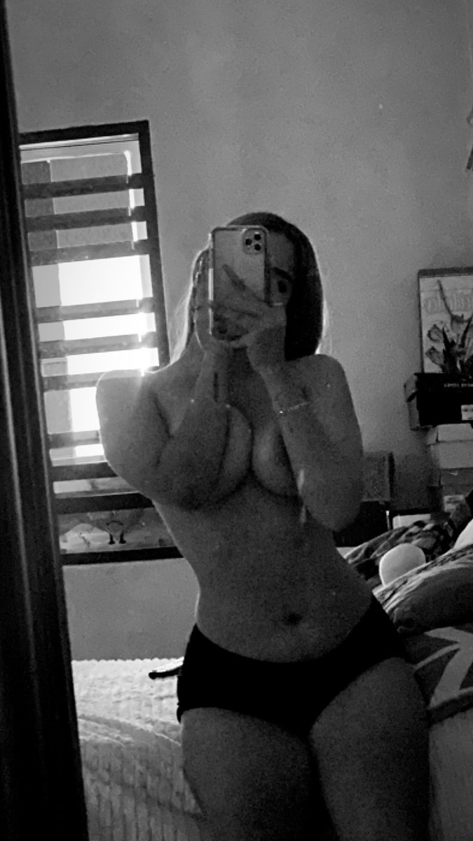 Joanagarciaax’s pics and videos