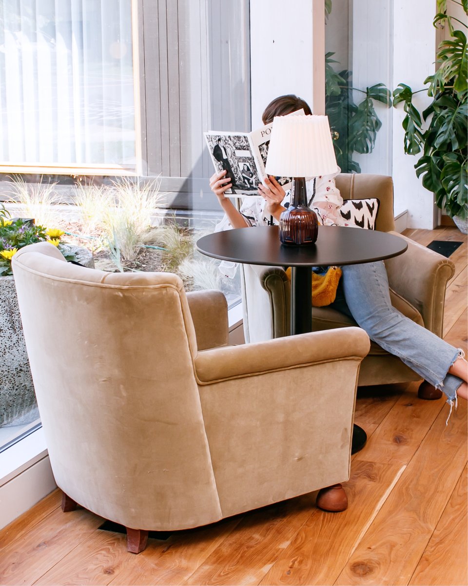 Mollie's Motel & Diner tweet media