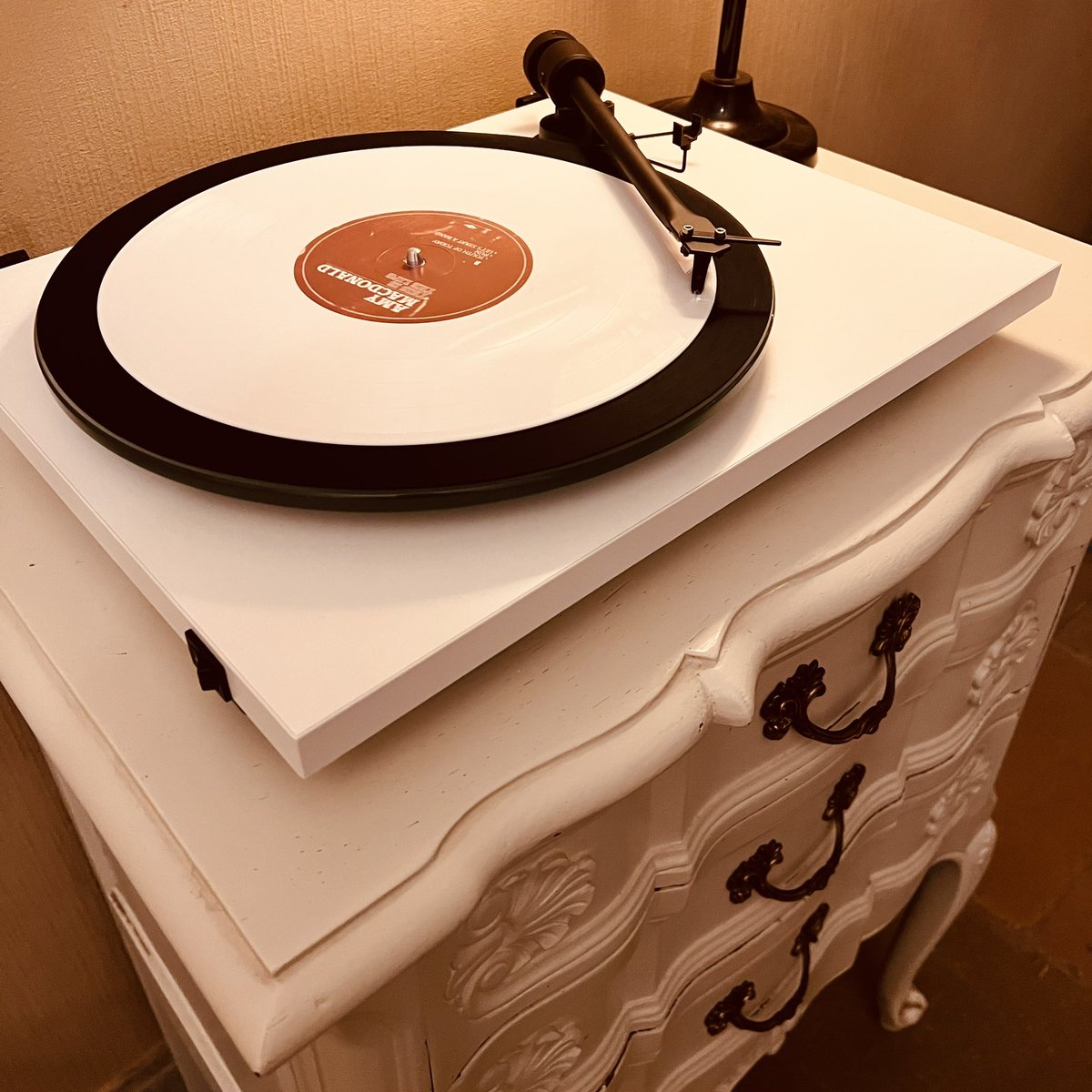 Amy sounds even better on vinyl.  What an LP <a href="/Amy__Macdonald/">𝗔𝗠𝗬 𝗠𝗔𝗖𝗗𝗢𝗡𝗔𝗟𝗗</a>