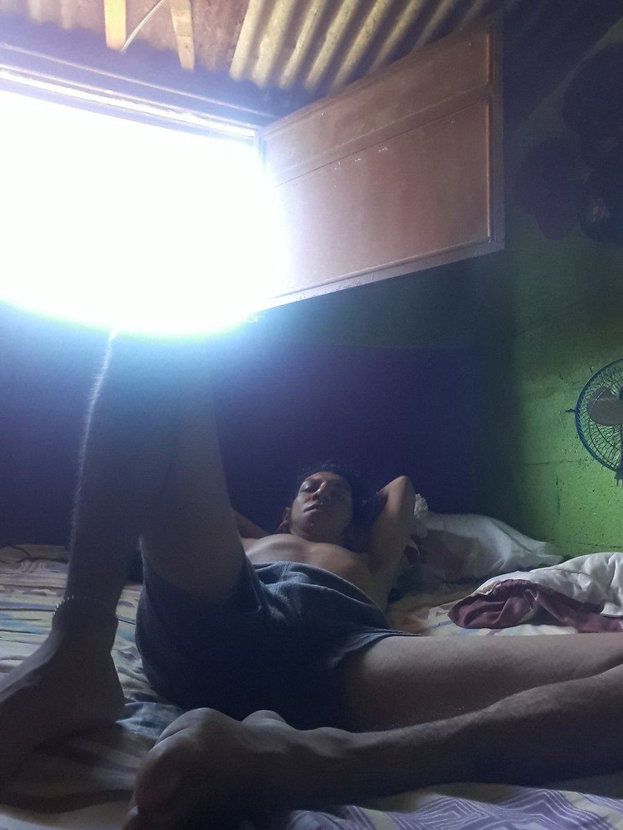 Elizandro_Gar's tweet photo. Aburrido en casa con ganas de una chela 🤭🍻😈 https://t.co/hSwIAkgB9s