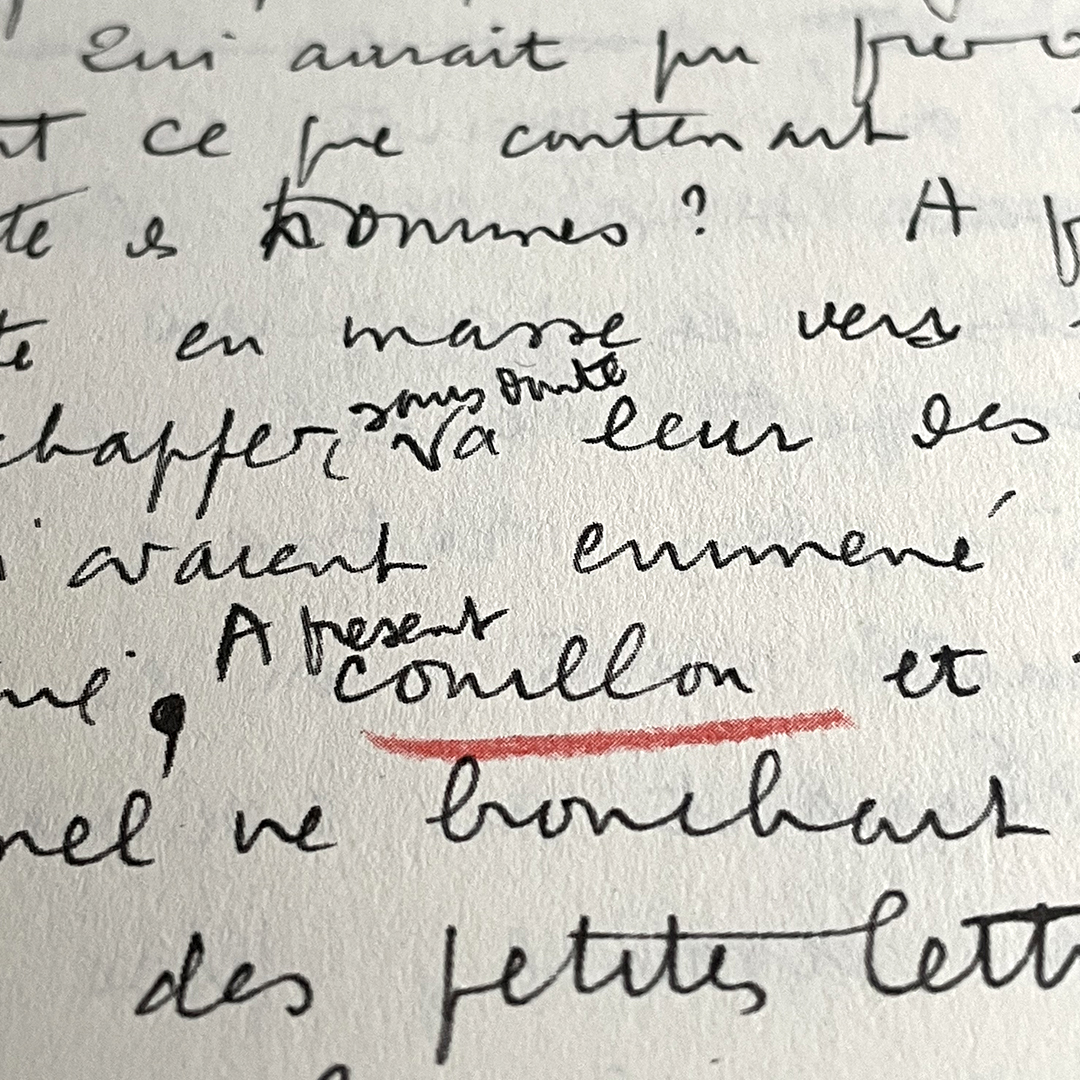 Saviez-vous que les annotations au crayon rouge dans le #manuscrit de Voyage au bout de la nuit ne sont pas de la main de Céline, mais de celle de sa dactylographe?
