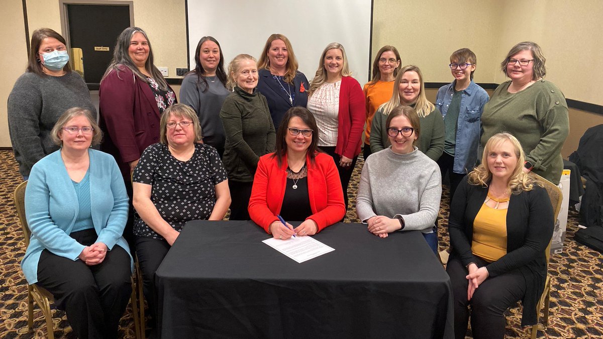 WGE_GovNL's tweet photo. Today Minister @PamNParsons met with representatives from all Violence Prevention organizations in Newfoundland and Labrador during their annual working meeting! Minister signed a Proclamation alongside the organizations to recognize February as Violence Prevention Month! 💜 https://t.co/1lro5dOVSZ