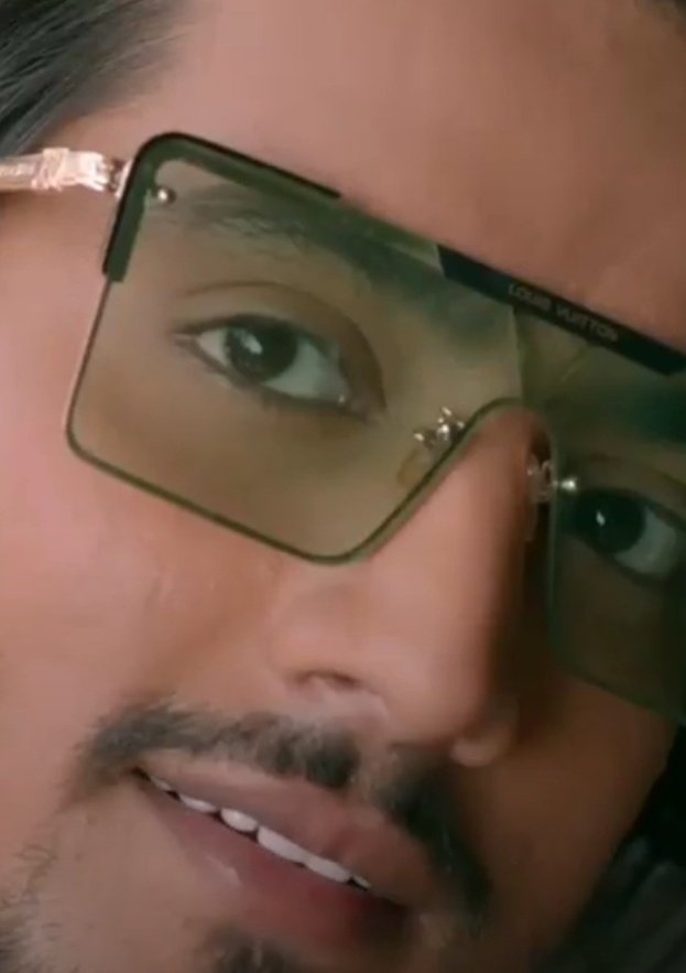 RashmiFaisu's tweet photo. ever been watched #FaisalShaikh 😭🥺🤧Moreover I love u more when u become kiddo,ur words too poori bachpana bhari hui Haaye Pyaara😘🙈🧸🤏❤️Aapki khubsoorat,expressive,attractive,mesmerizing aankhen👀Ufff🙈😳 @Mr_Faisal_S07 @Mr_Faisu_07 #faisusquad #2YearsOfBangBaang 🥳 https://t.co/T56cAVj4W0