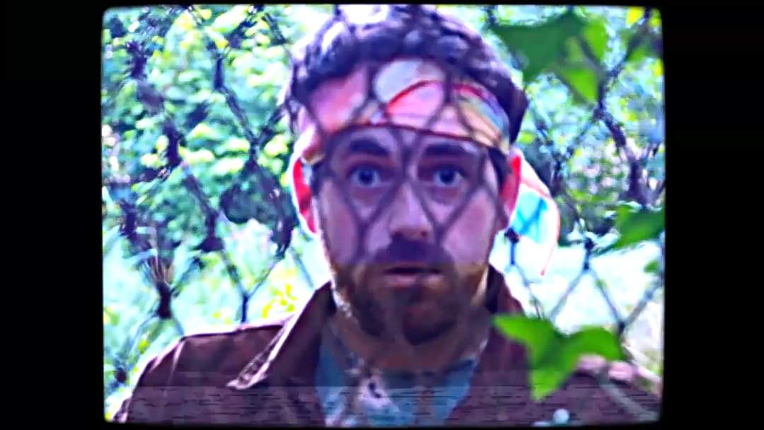 Feeling cute..might gig again soon. 

New music this year. Some gigs too. Suggestions on venues and places to play and lovely bands to play with would be lovely too x