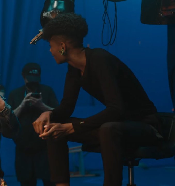 I literally SCREAMED in the middle of the night 😭

Letitia Wright as Shuri you are such a perfect thing that happened in this world 😭

#BlackPantherWakandaForever