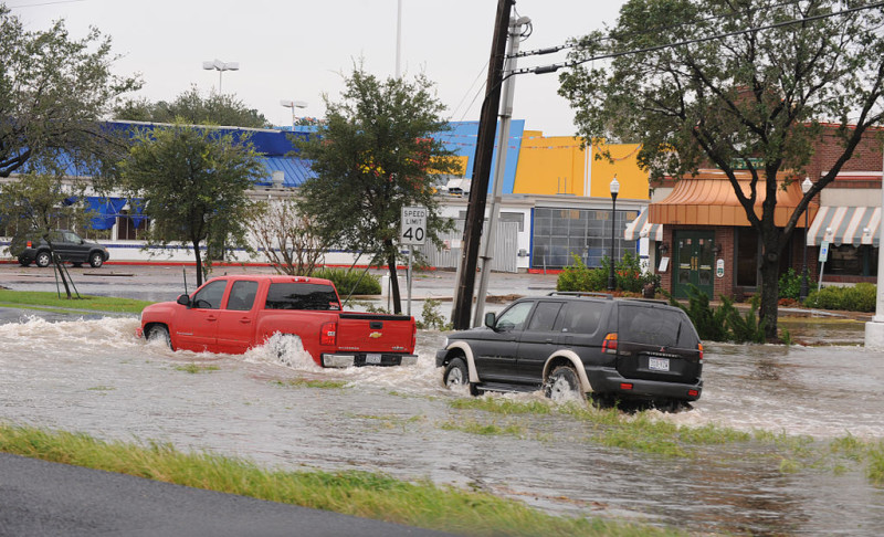 Beware of flood damage when buying a used vehicle #flooddamge #vehiclehistory #salvagetitle #vehicletitles ow.ly/pYK650MA5ec