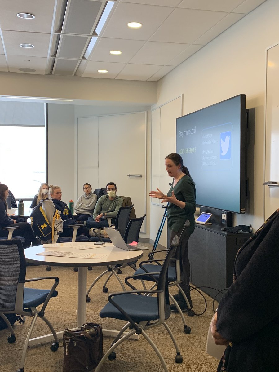 REMFeasterMD's tweet image. Excited for the first #umichGHD #pathsofexcellence gathering for our newest M1 members!