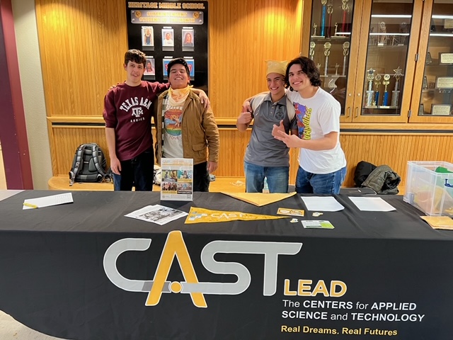 CASTLeadSA's tweet photo. LEAD-ers have enjoyed a week of recruiting and we are not done yet! Catch us tonight at the ECHS Electives Fair in the ECHS Cafeteria! Still accepting 8, 9 & 10th graders for this fall.
#joinourCAST https://t.co/kwbVp0kNK8