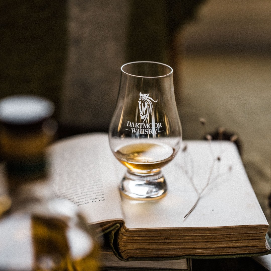 Robert Burns was a brilliant poet and devoted whisky drinker (just like us)! To celebrate his life, tonight, we will be enjoying some poetry, haggis and of course a dram of Dartmoor Whisky  🥃 Will you be joining us?

Check out robertburns.org for some poetry inspiration!