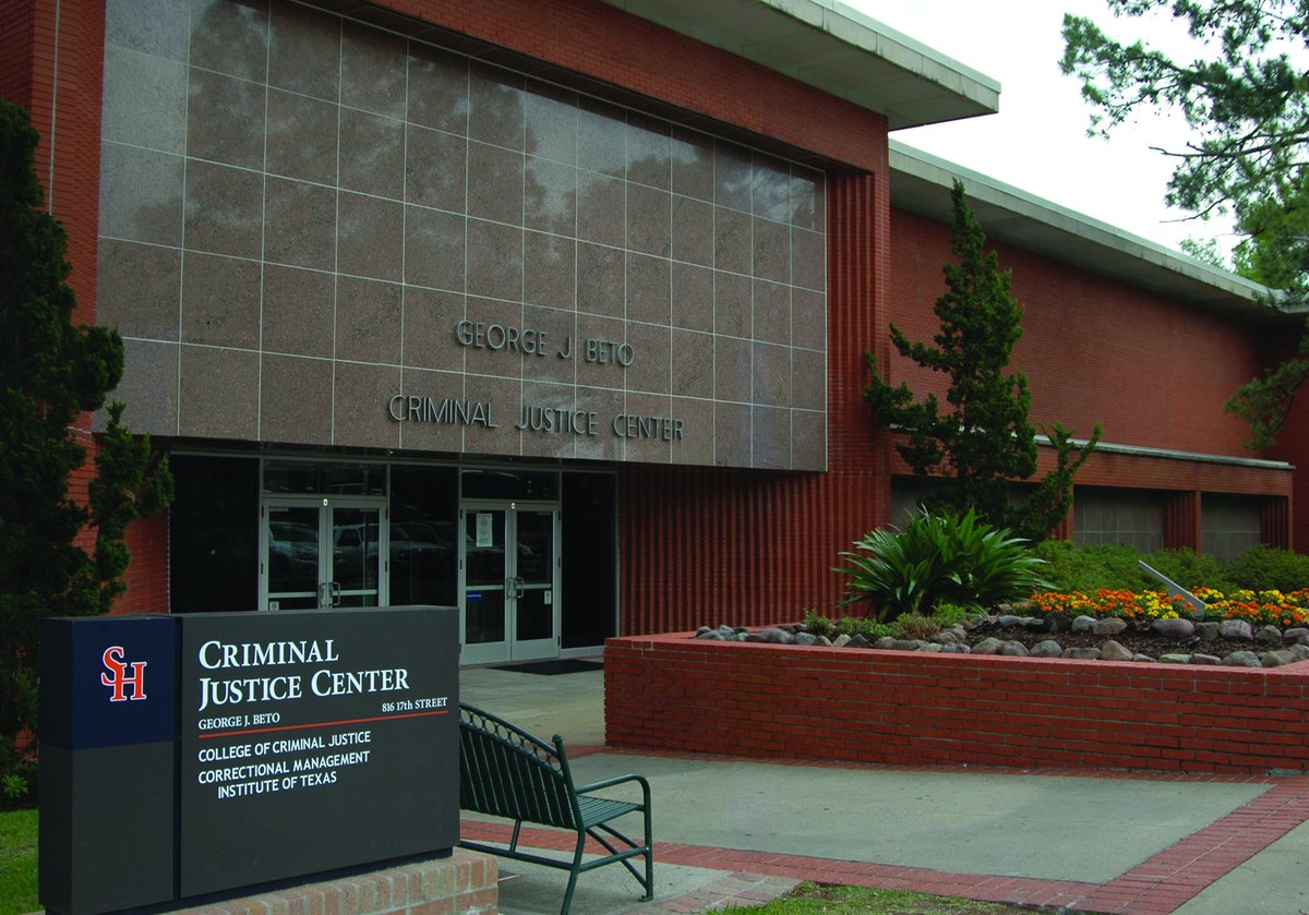 SHSUCJ's tweet photo. SHSU College of Criminal Justice Online Programs Ranked Among Top 5 by U.S. News &amp; World Report

https://t.co/rZetYJuhPx https://t.co/GwkniBlFDJ
