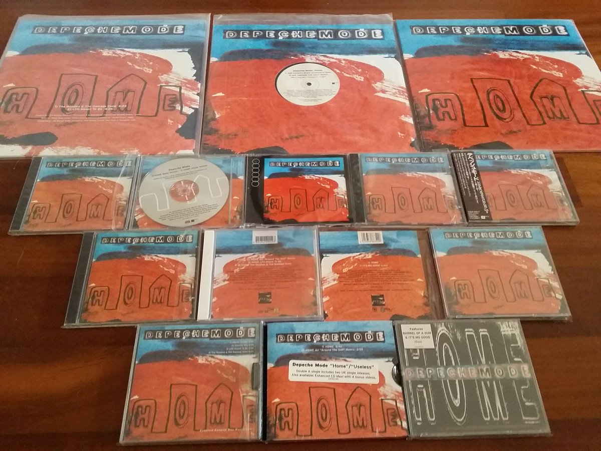 Aldodepeche23's tweet photo. Hotel #home #DepecheMode #depechemodecollection #muterecords #ultra #museodepechemode #museumdepechemode #Cd #vinile #vinylrecords #promocd https://t.co/8RxZ5von8g