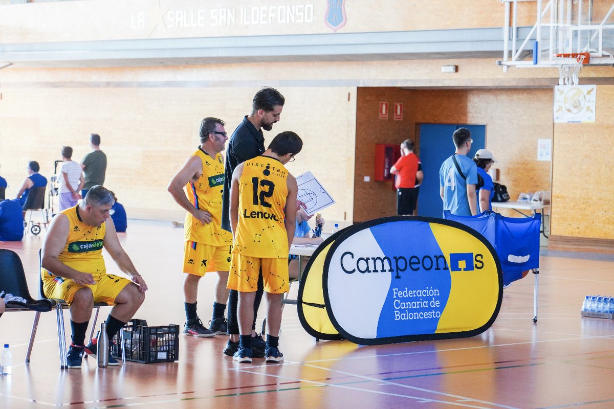 La Laguna Tenerife tweet media