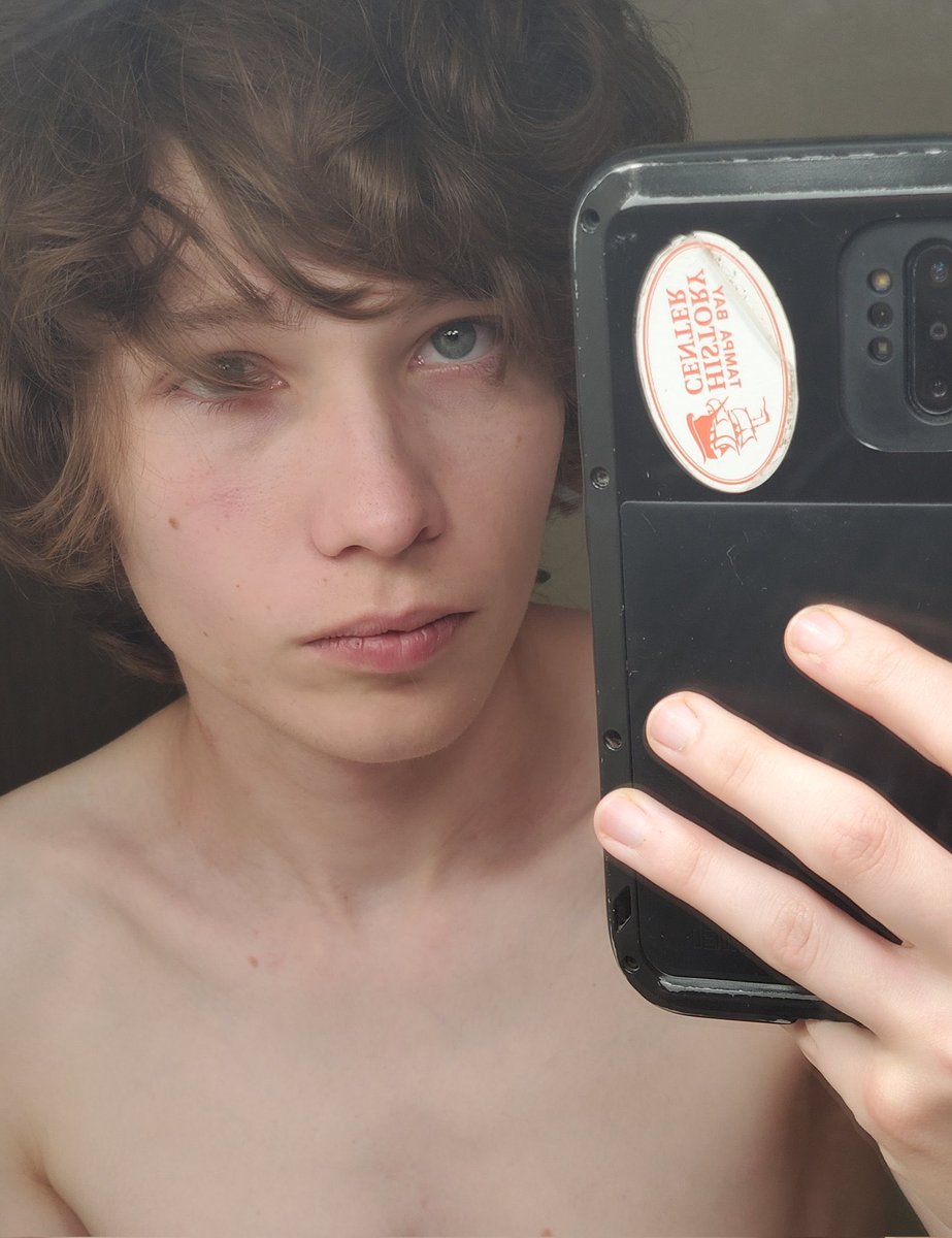 joyᶜʳᶠ 🇵🇸 on Twitter "saudade quando twink dava o cu, não a opinião"