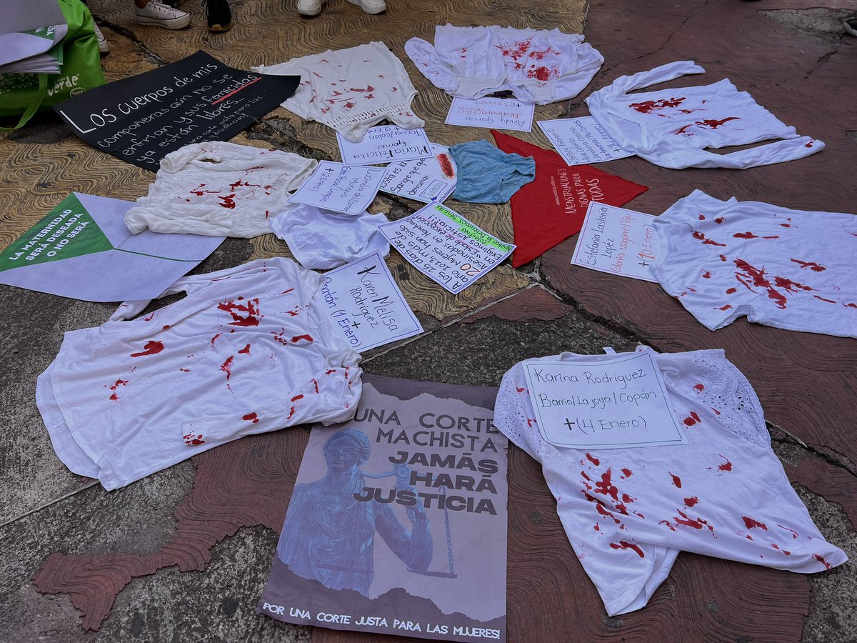 OPTIOorg's tweet photo. En Honduras se hoy se conmemora el día de la mujer. 
Este día las mujeres hondureñas exigen que en el proceso de elección de la nueva Corte Suprema de Justicia sea transparente que respete los DDHH, la vida y dignidad de las mujeres en el país.
#corteImparcial https://t.co/zqhhlVsHLI