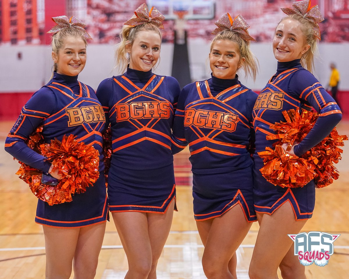 AFSSquads's tweet photo. Who says the sky is the limit? The Bishop Gorman Cheer squad showed us this weekend that they can reach even higher! Congratulations to the hardworking and inspiring cheerleaders on their outstanding performance at the Cox Showdown! https://t.co/VGRfyv1RcN