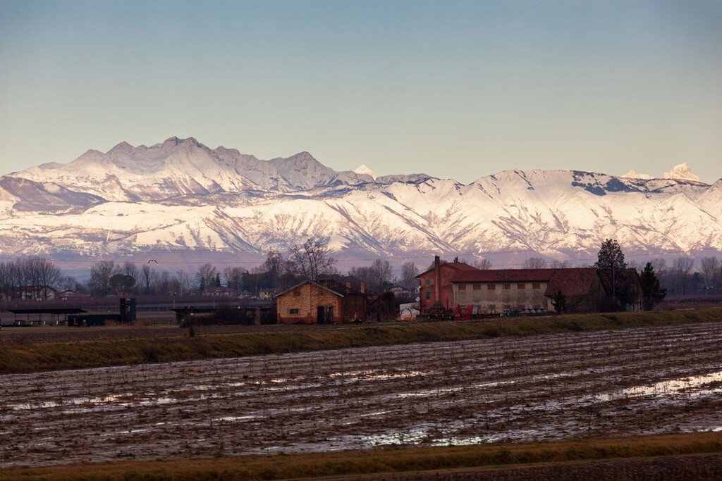 Italian Winter
------------
°
°
°
°
°
°
°
#italianlandscapes 
#italianwinter #ig_snapshots 
#ig_watchers 
#Italy 
#italia 
#igersitalia 
#instaitalia 
#italy_vacations 
#italian_places 
#whatitalyis 
#italiainunoscatto 
#ilikeitaly 
#Travel 
#travelgram … instagr.am/p/Cn2RcL7tMbd/